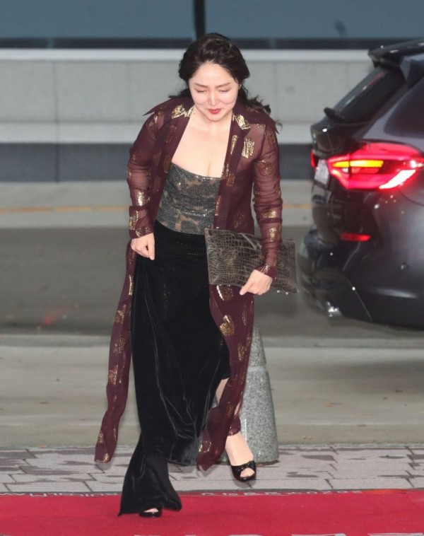 서예지→최희서, 블랙의 우아함과 함께한 ★ 부일영화상 레드카펫 [포토뉴스]
